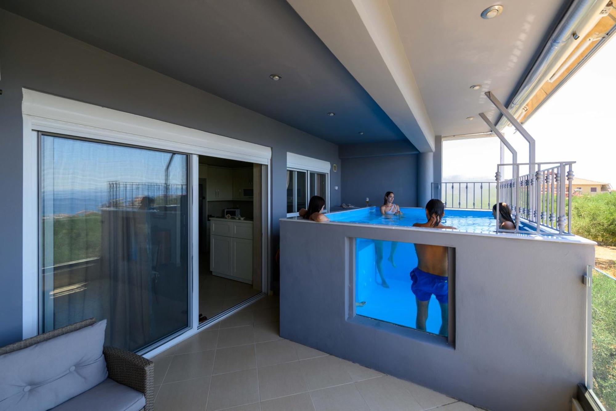 Grand Suites With Private Pools Kalamata Ngoại thất bức ảnh