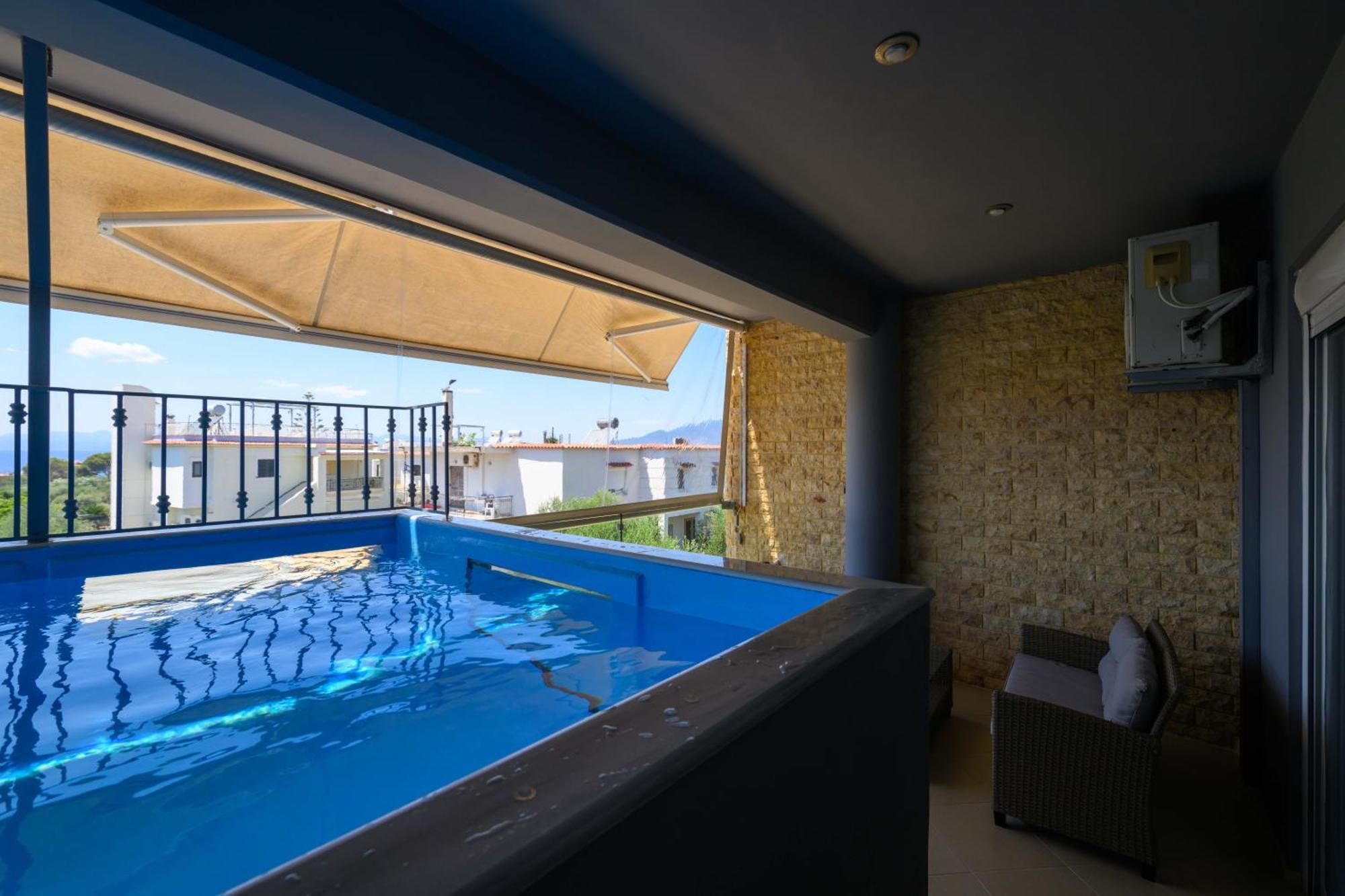 Grand Suites With Private Pools Kalamata Ngoại thất bức ảnh